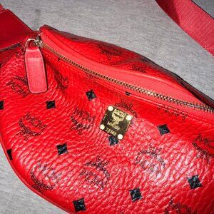 Costume Red Designer-Style Belt Bag